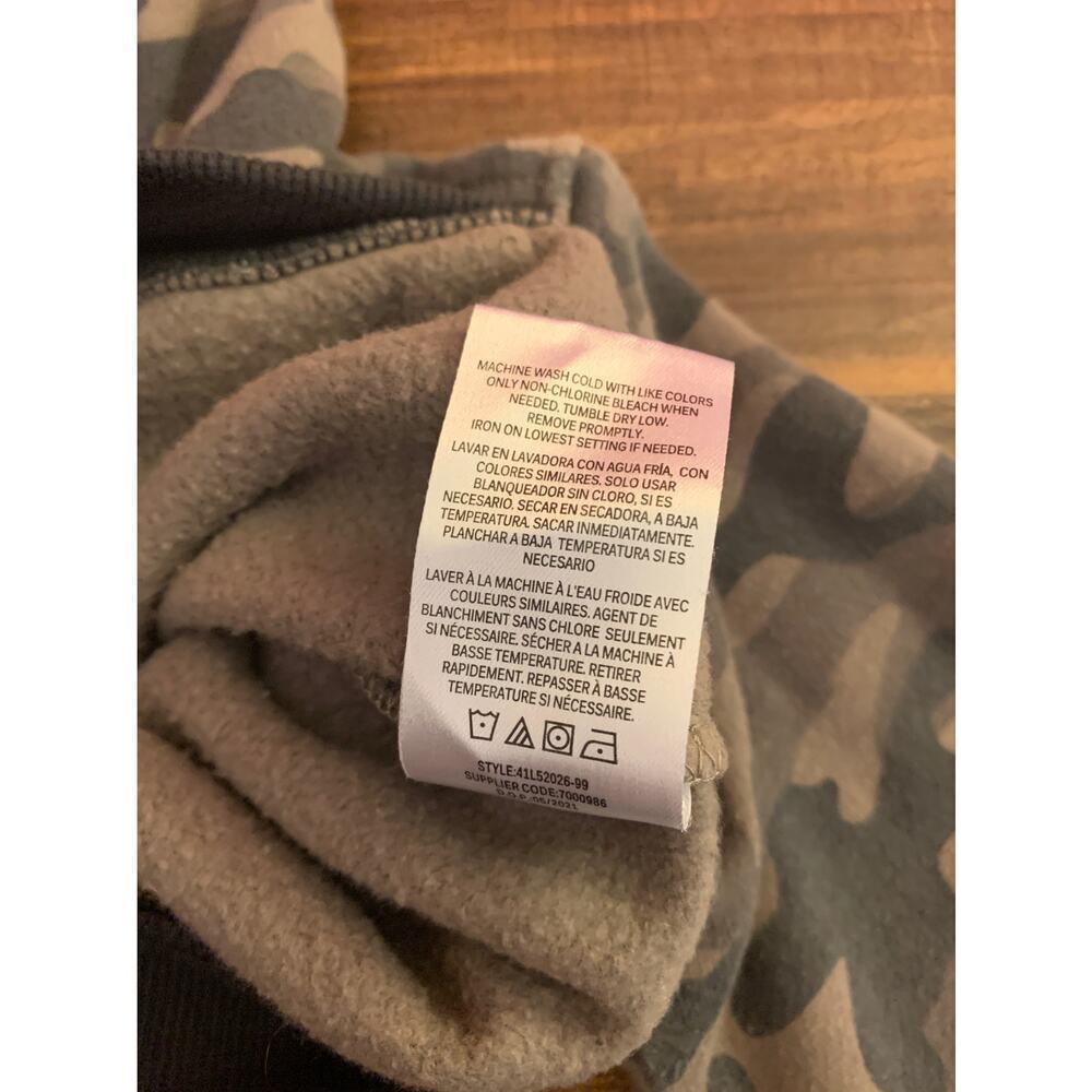 TIMBERLAND Boy’s Camo Kangaroo Pouch Hoodie / Size: 6 - Picture 8 of 8